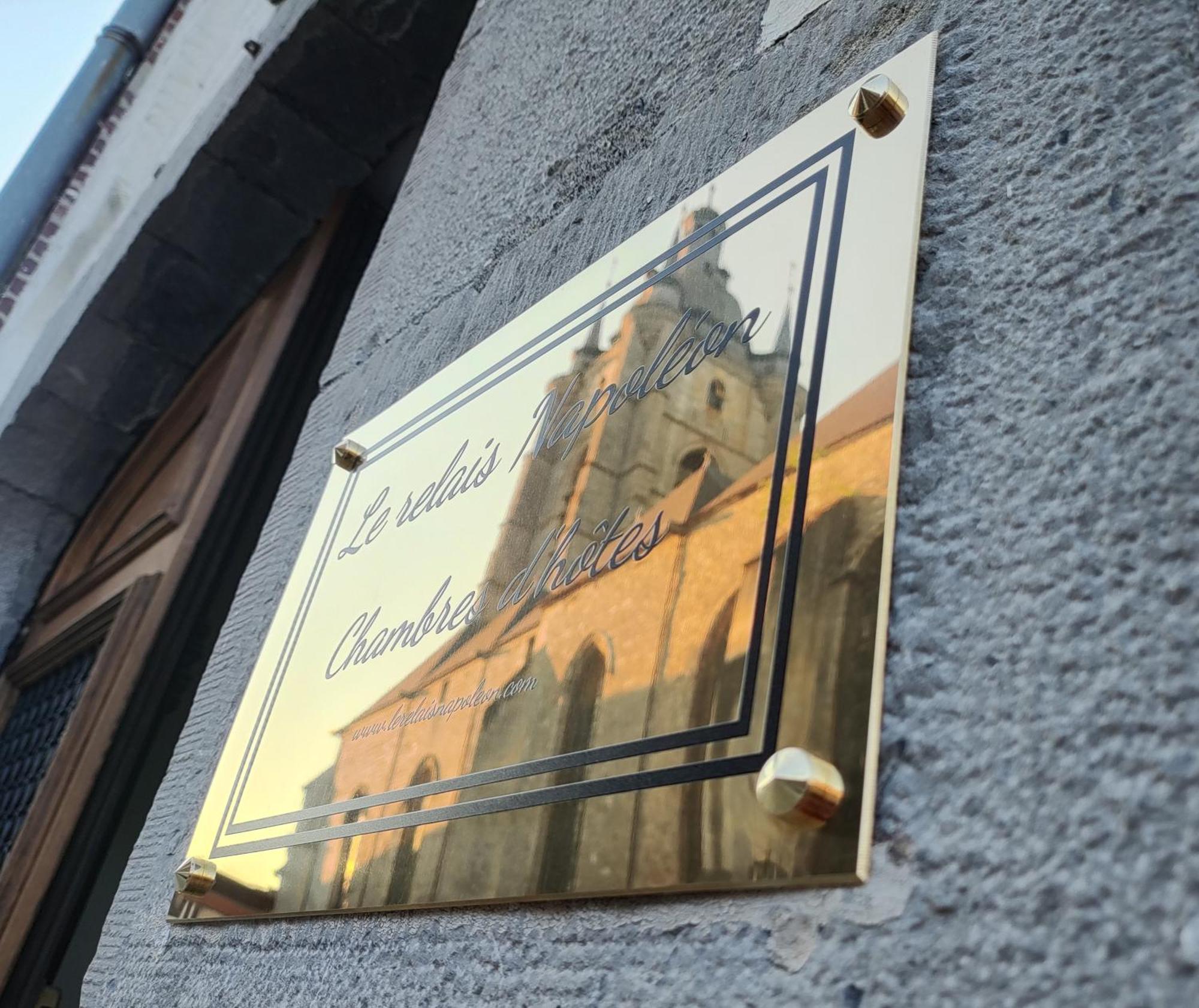 Le Relais Napoleon Panzió Avesnes-sur-Helpe Kültér fotó