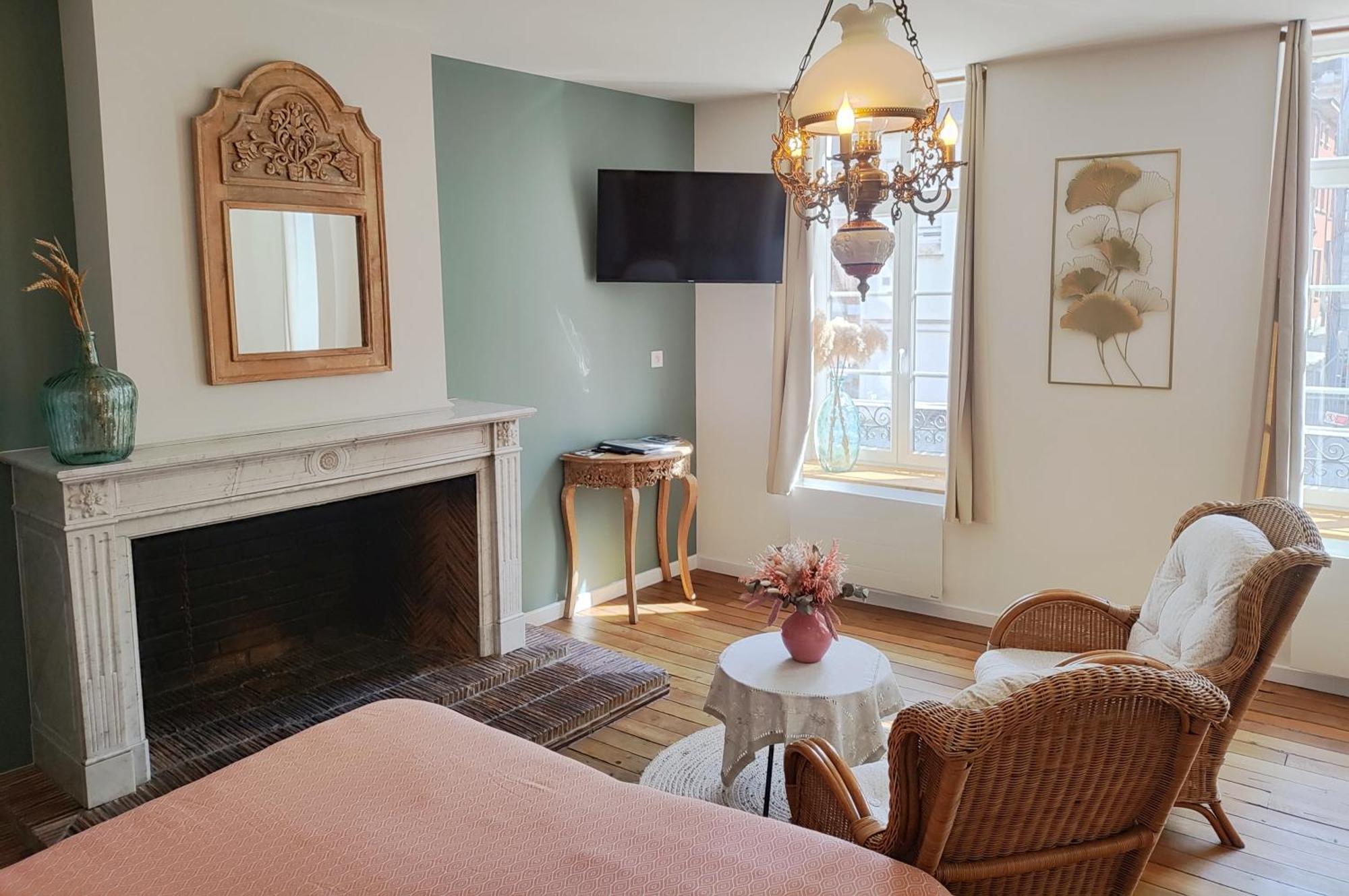 Le Relais Napoleon Panzió Avesnes-sur-Helpe Kültér fotó